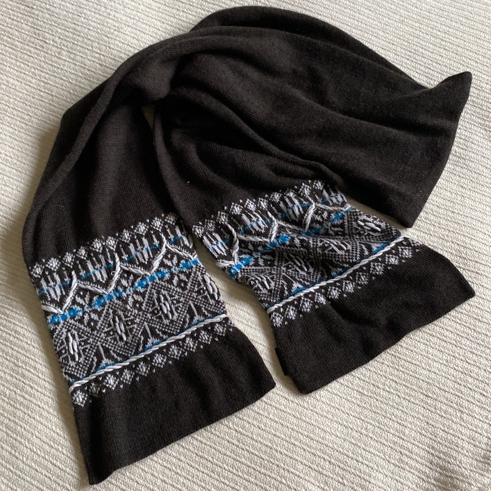 Eddie Bauer 100% merino knitted scarf - Picture 3 of 6